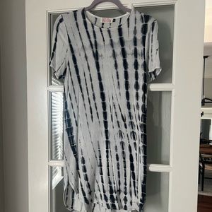 Black & white tie dye short sleeve dress